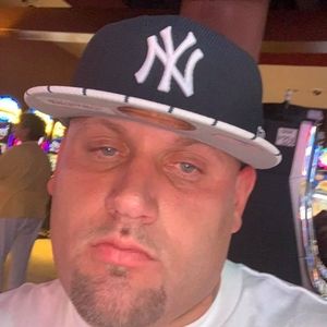 Meet your Posher, Travis